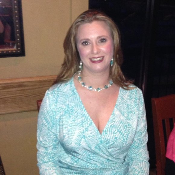 Meet your Posher, Kari - Picture 9 of 16